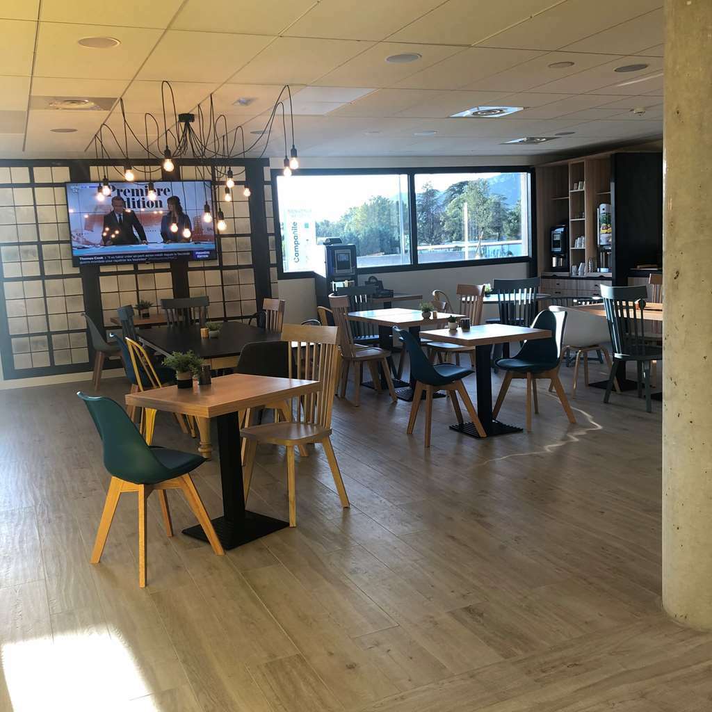 Campanile Marseille Est - Aubagne Hotel Restaurant photo