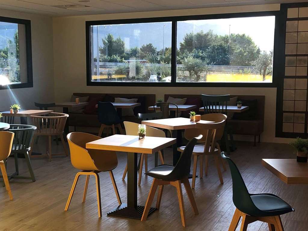 Campanile Marseille Est - Aubagne Hotel Restaurant photo